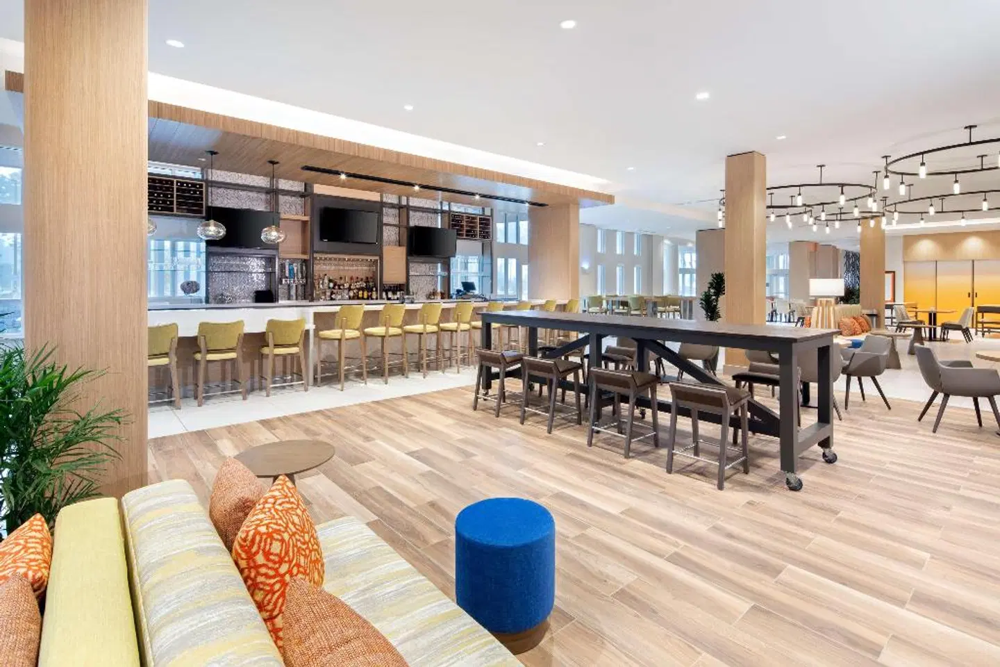 Hilton Garden Inn Panama City Airport Bar