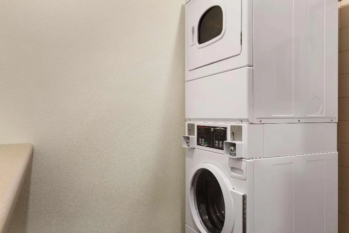 SureStay Plus by Best Western Vero Beach Badezimmer