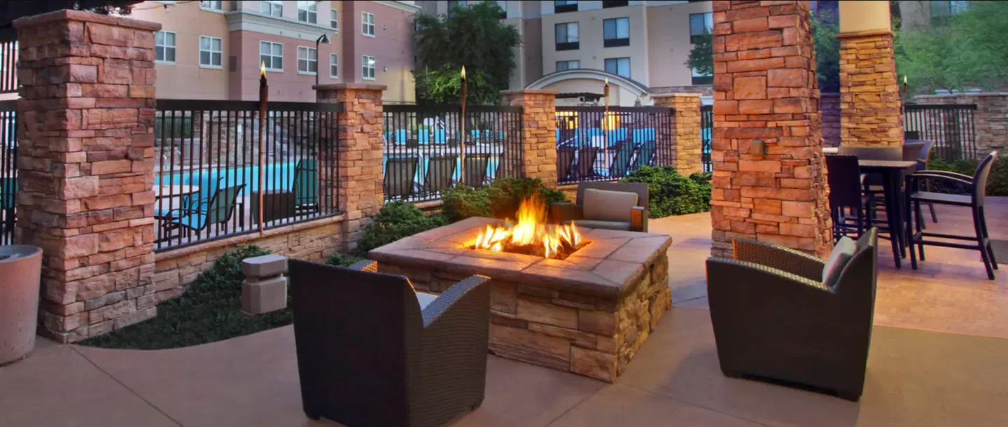 Residence Inn by Marriott Navarre Waterfront Terrasse