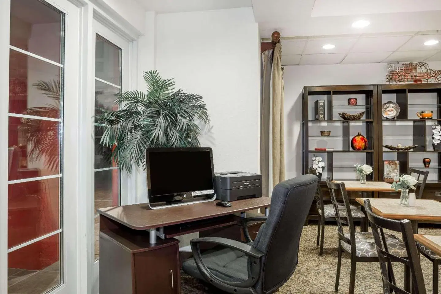 Hawthorn Suites by Wyndham Panama City Beach FL LOUNGE_LOBBY