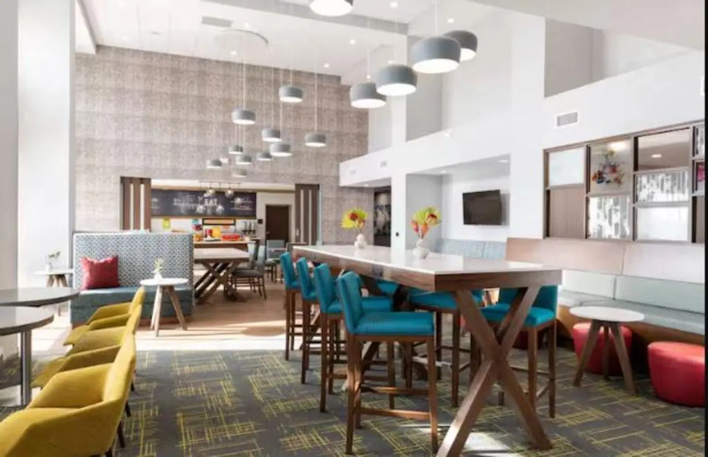 Hampton Inn Fort Myers Downtown Bar