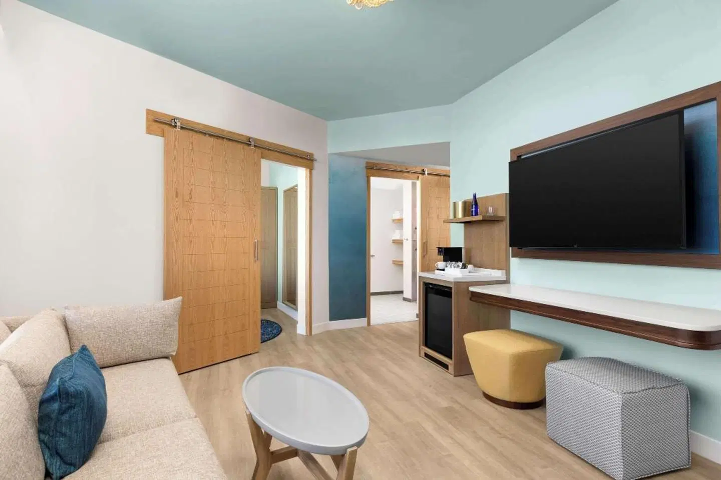 The Hiatus Clearwater Beach, Curio Collection by Hilton ROOM_EXAMPLE