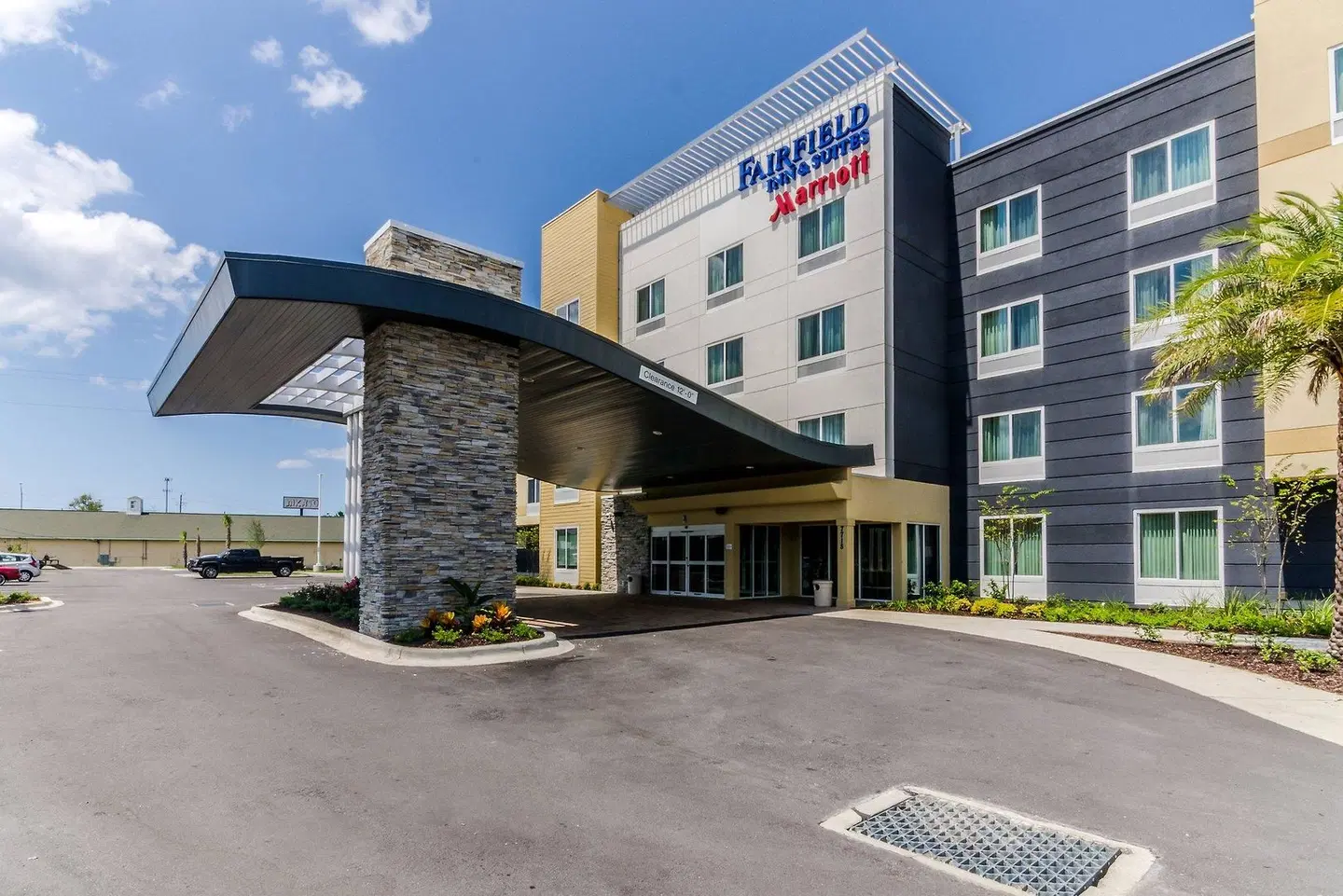 Fairfield Inn & Suites by Marriott Panama City Beach EXTERIOR
