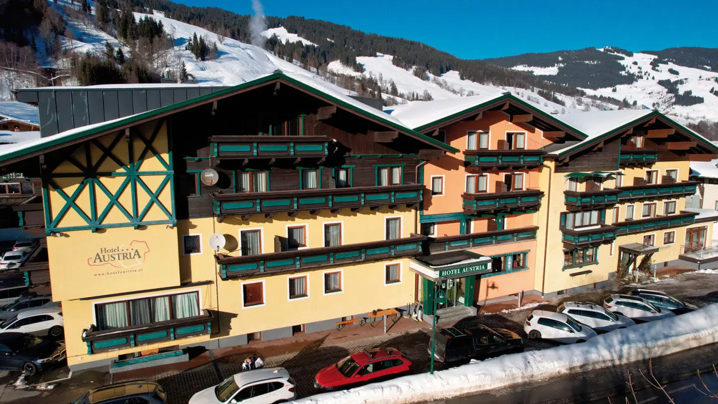 Hotel und Villa Austria Saalbach EXTERIOR