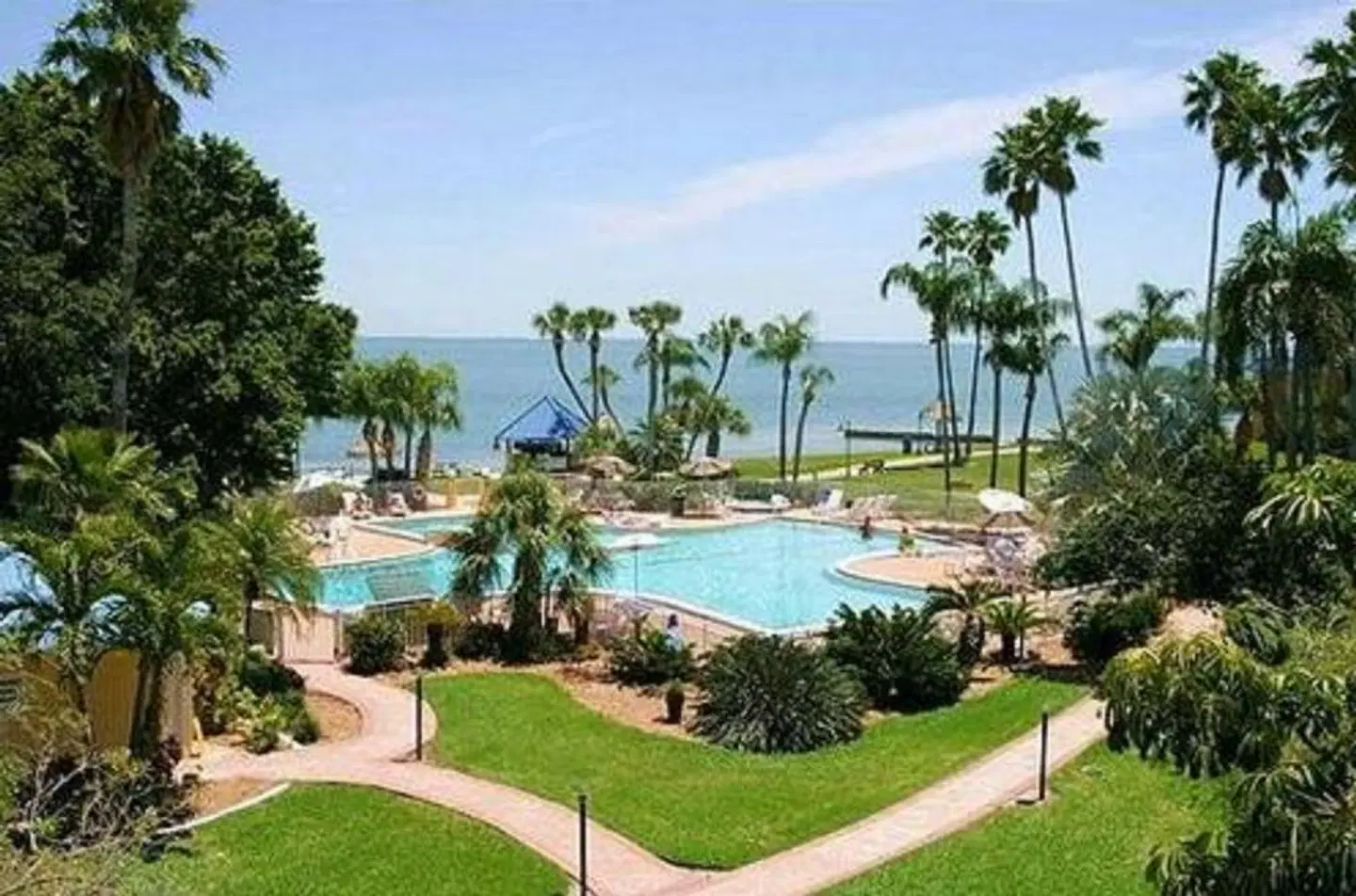 Magnuson Hotel Marina Cove OUTDOOR_POOL