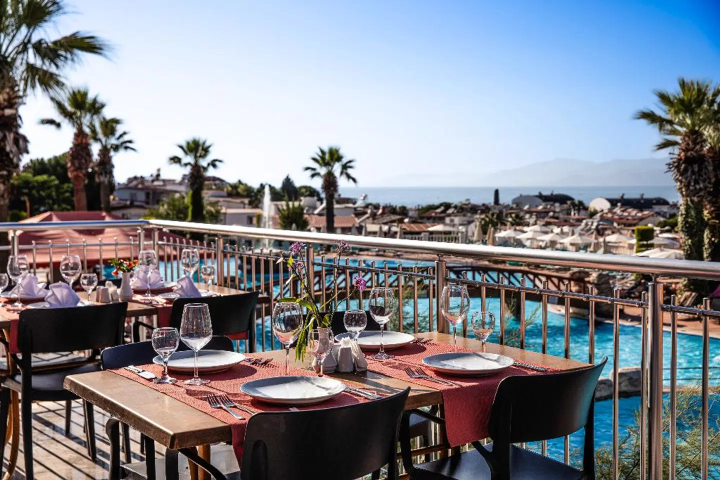 Palmin Hotel Restaurant