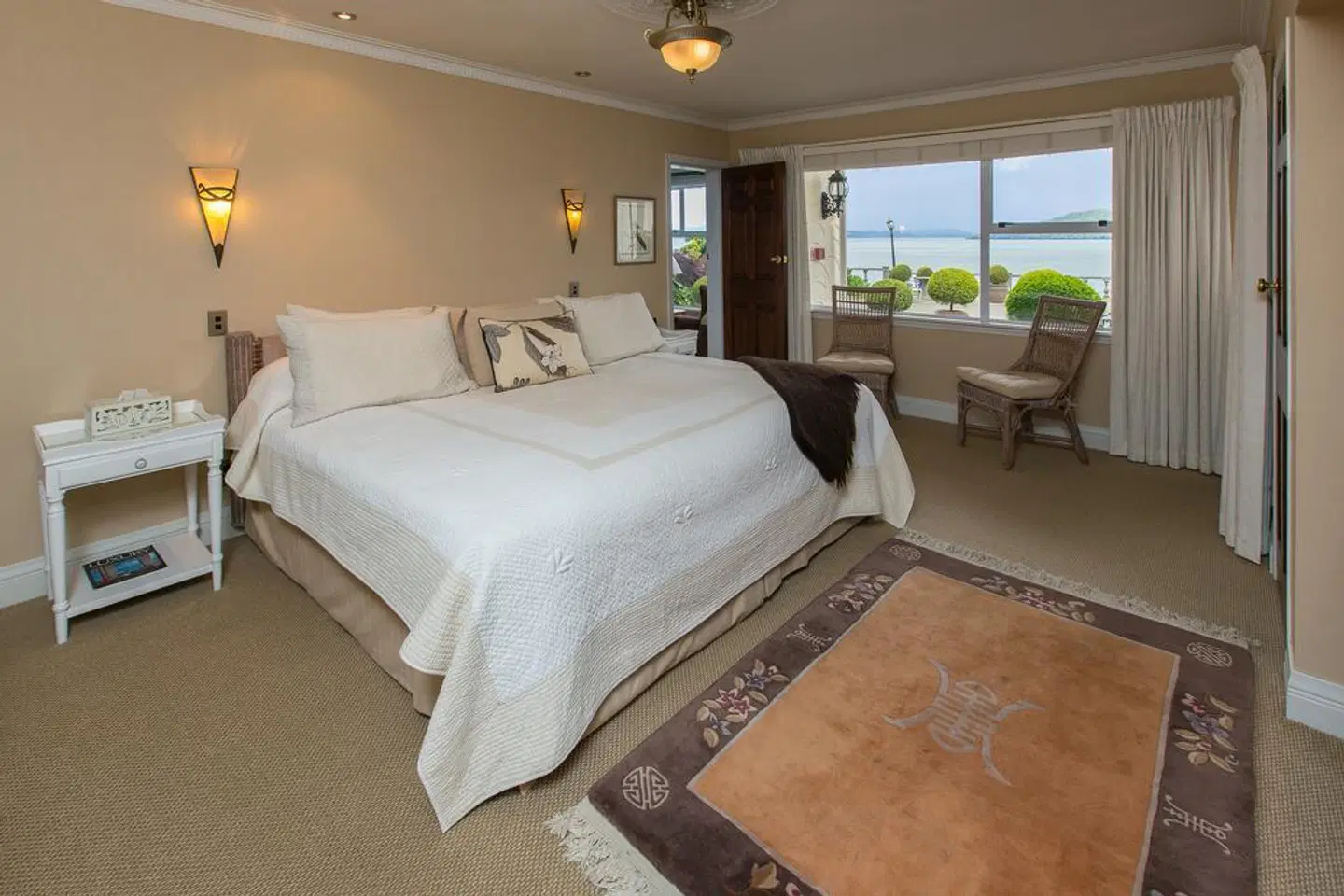 Peppers on the Point Lake Rotorua ROOM_EXAMPLE