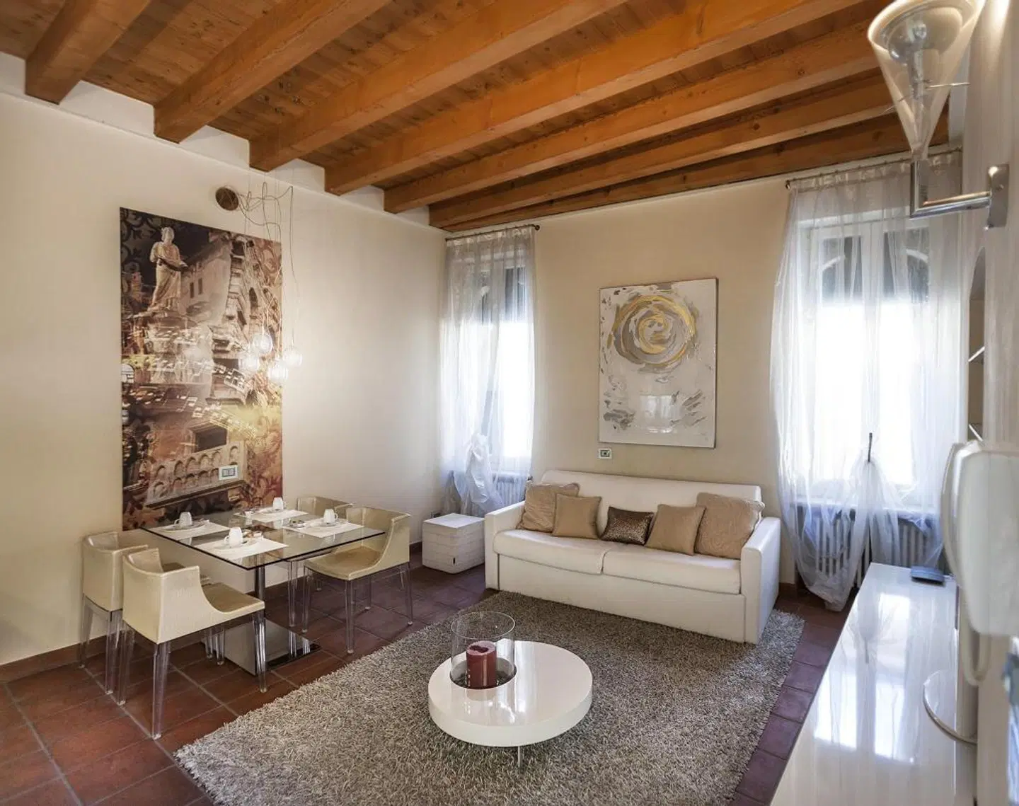 Truly Verona ROOM_EXAMPLE