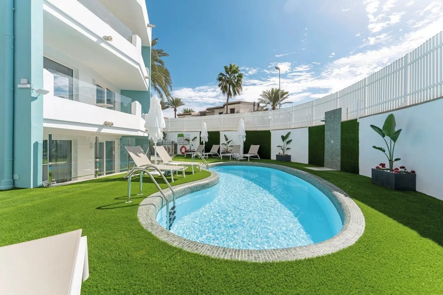 Los Caribes 2 OUTDOOR_POOL