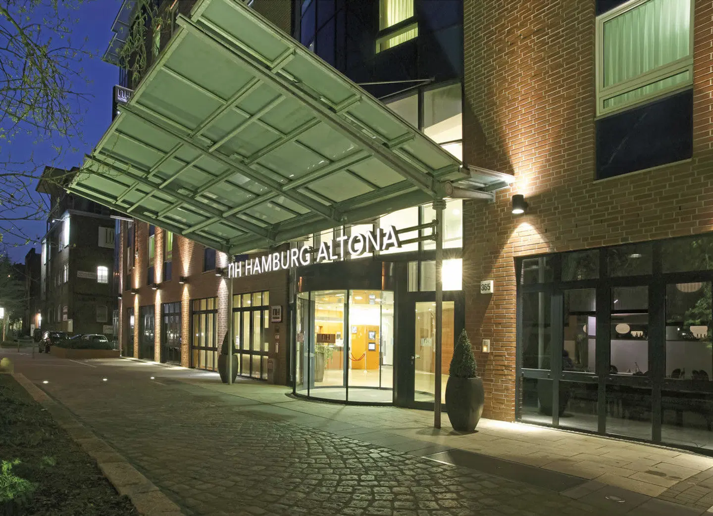 NH Hamburg Altona EXTERIOR
