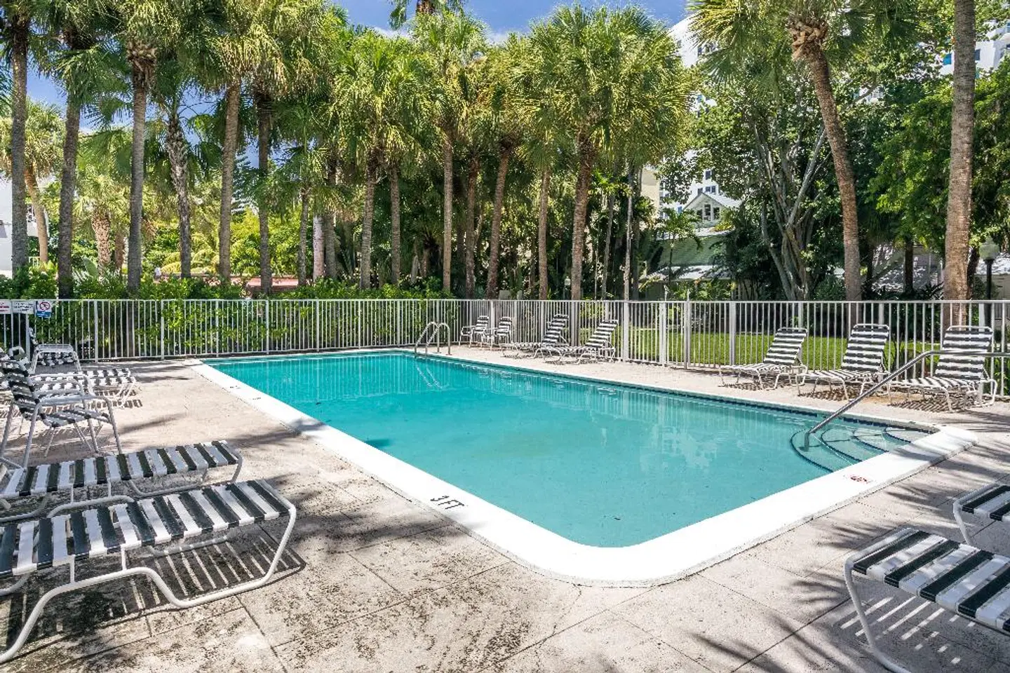Historic Miami River Hotel OUTDOOR_POOL
