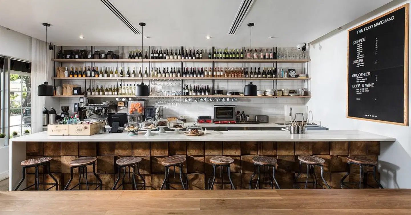 Urbanica The Meridian Hotel Bar