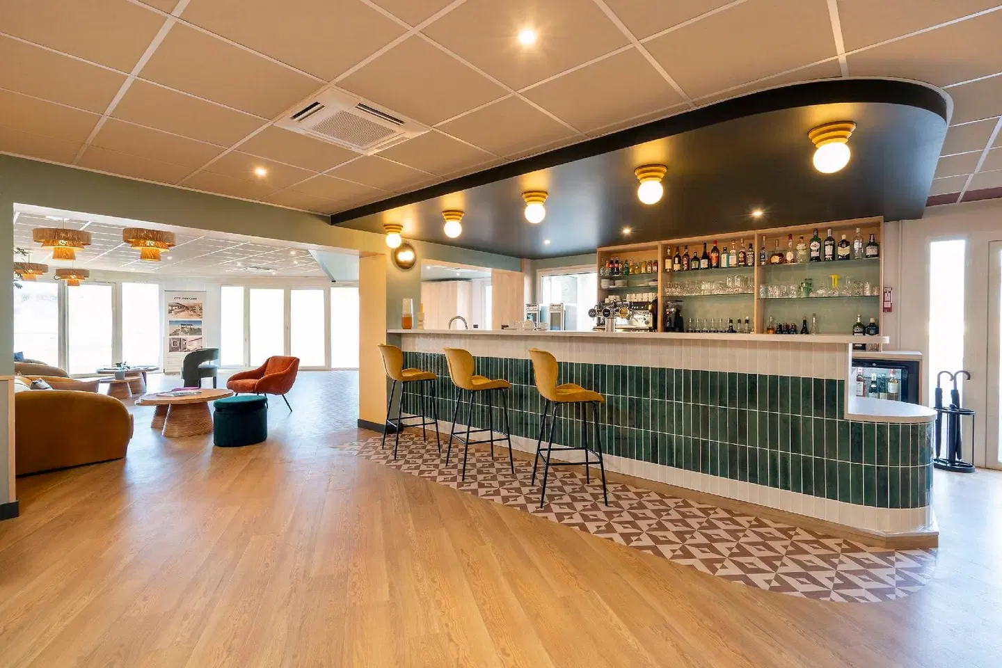 Sure Hotel by Best Western Caen Memorial Bar