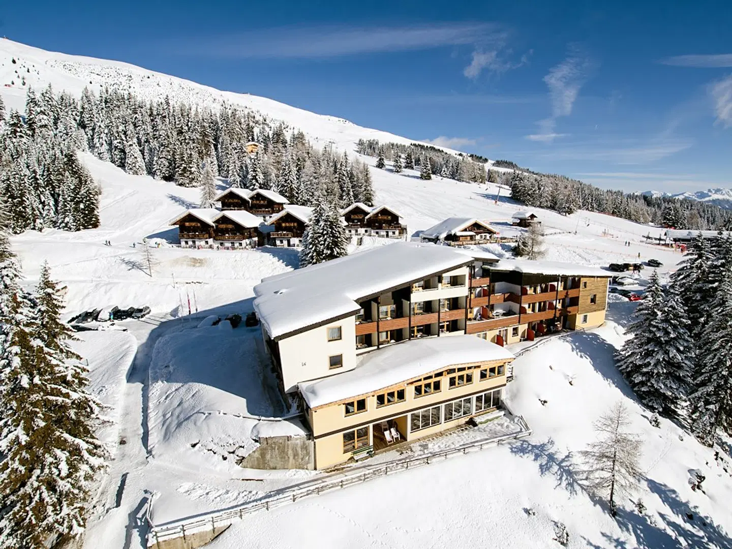 Sporthotel Hochlienz - Ferienresort & Almdorf EXTERIOR