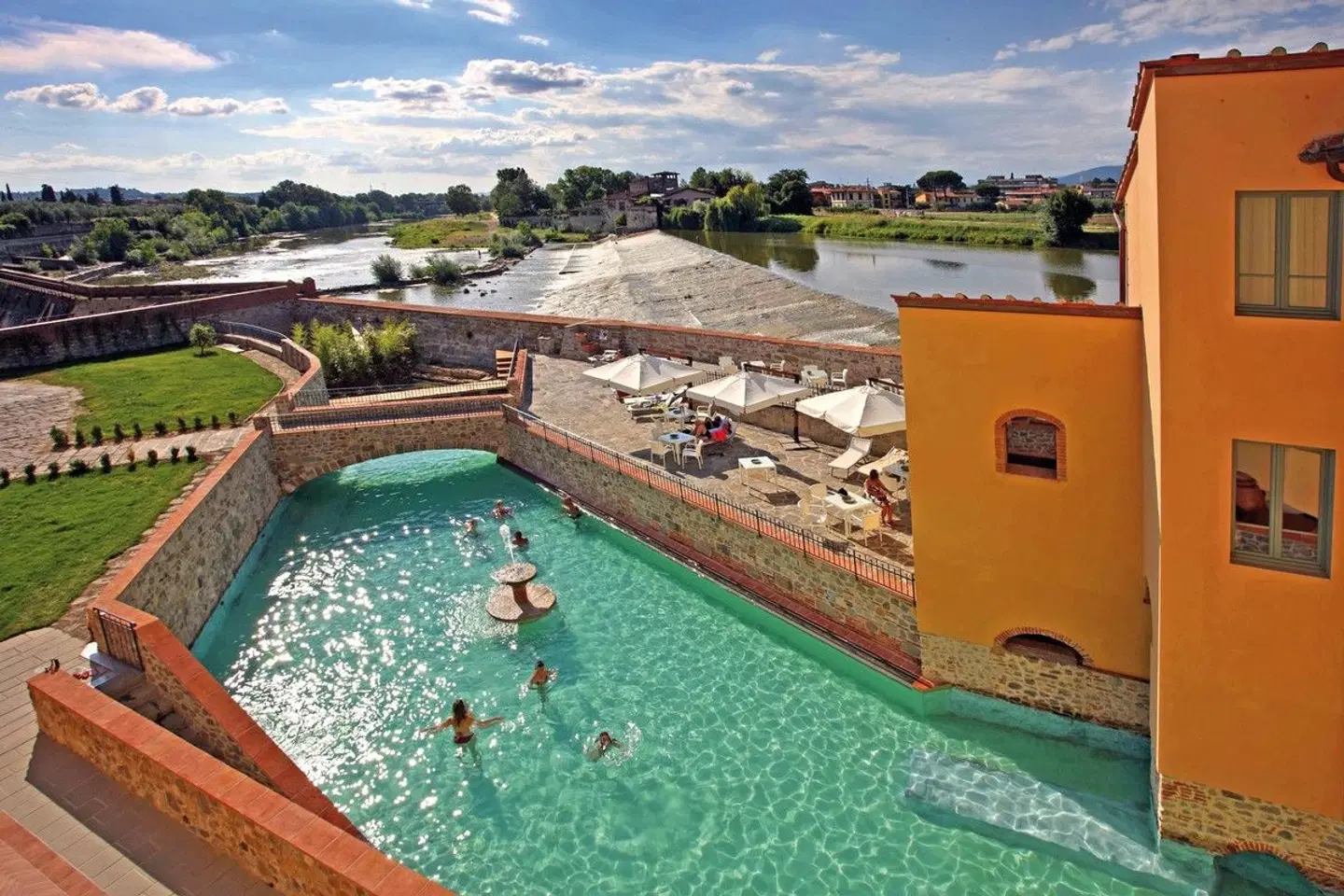 Mulino di Firenze OUTDOOR_POOL
