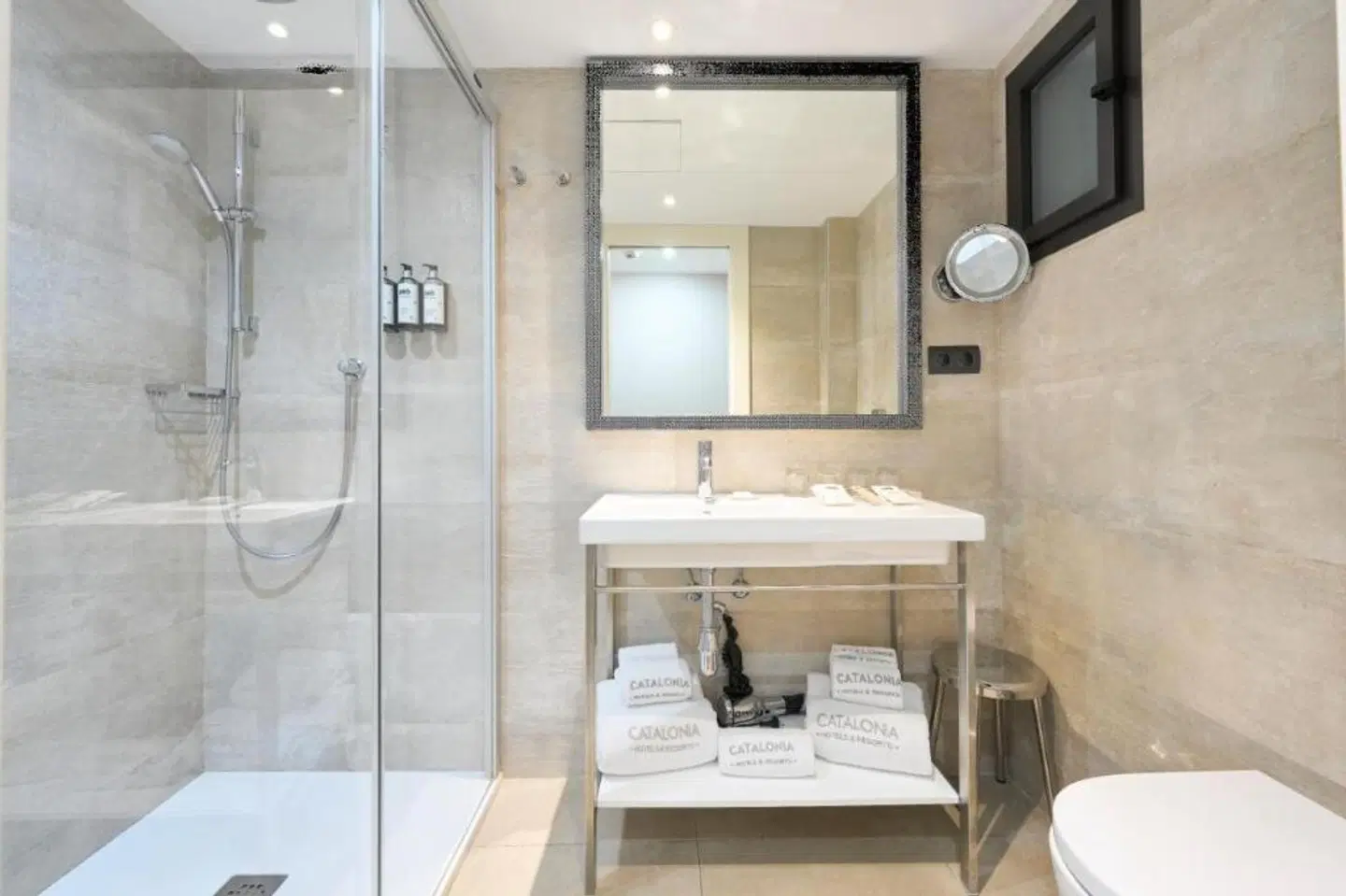 Catalonia Park Güell Badezimmer