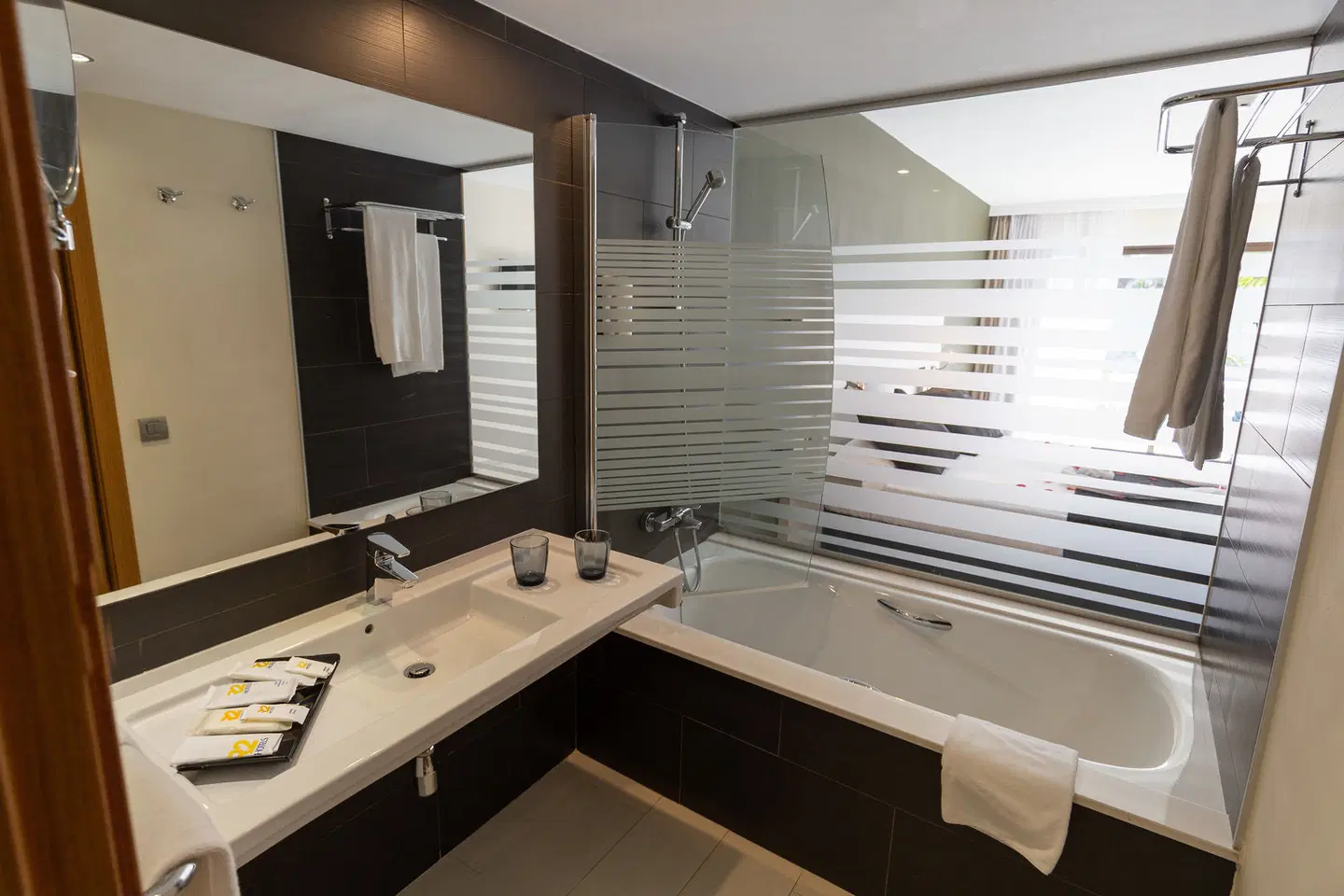 R2 Romantic Fantasia Dreams - Adults only ROOM_EXAMPLE