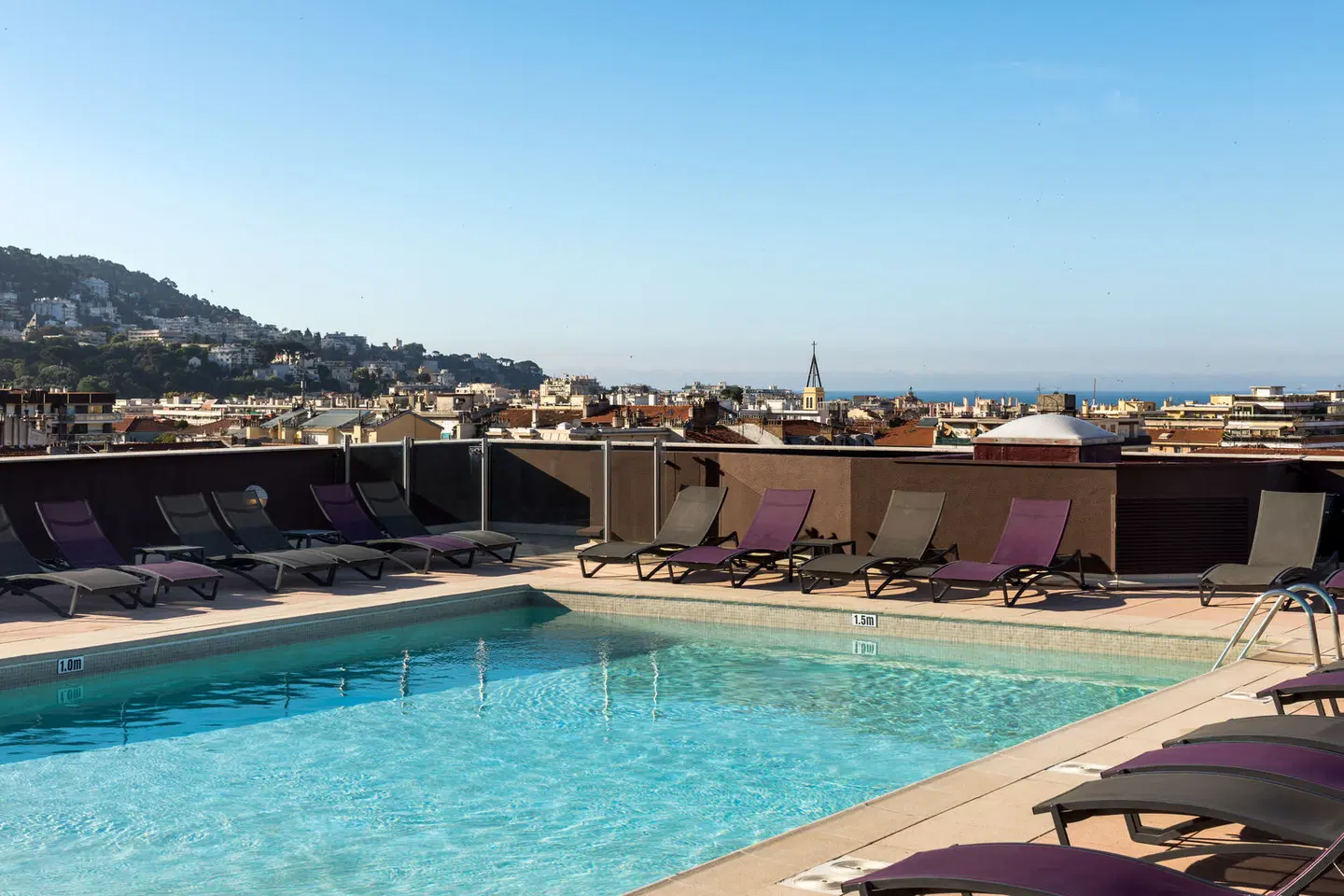 NH Nice OUTDOOR_POOL