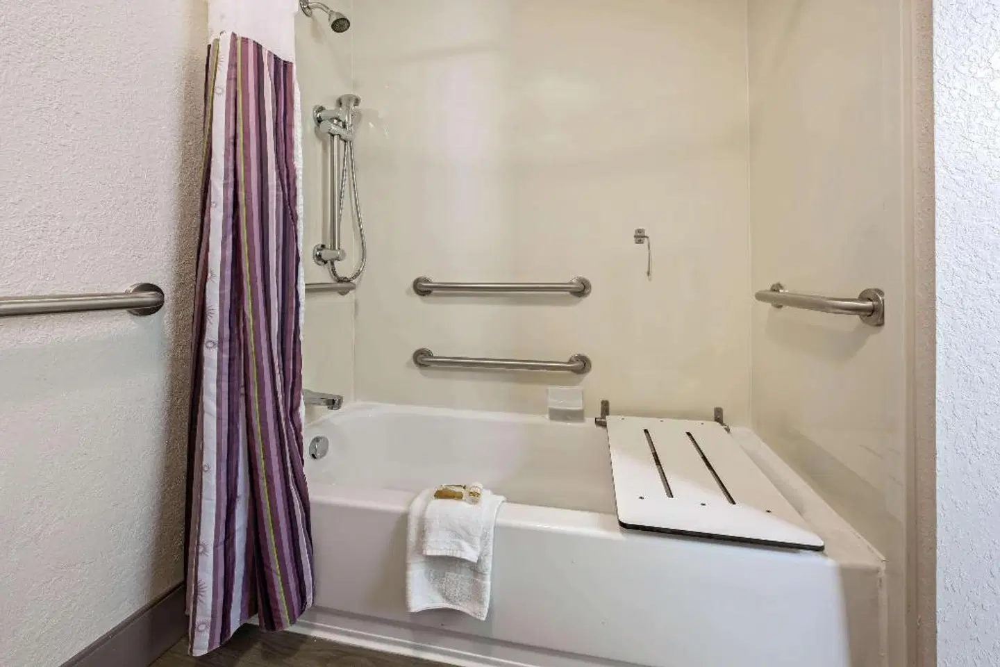 La Quinta Inn West Palm Beach - City Place Badezimmer