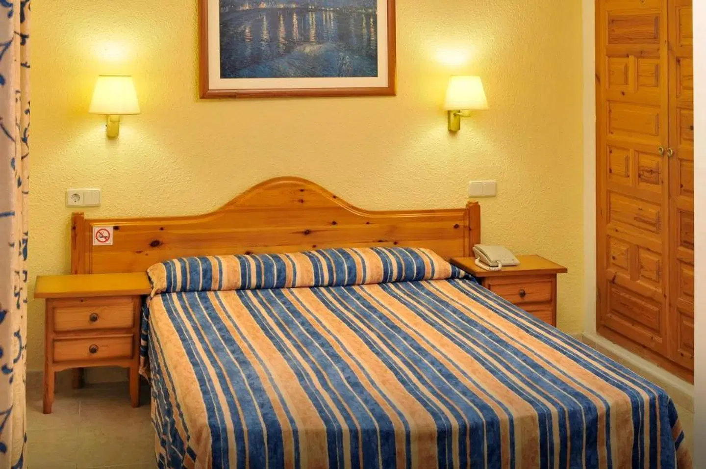 GHT Neptuno ROOM_EXAMPLE