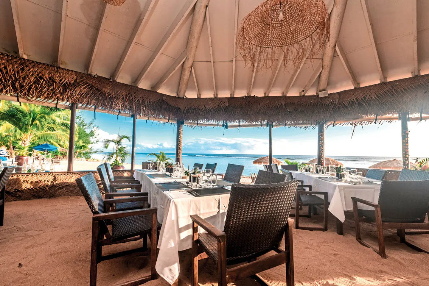 Manuia Beach Resort Restaurant