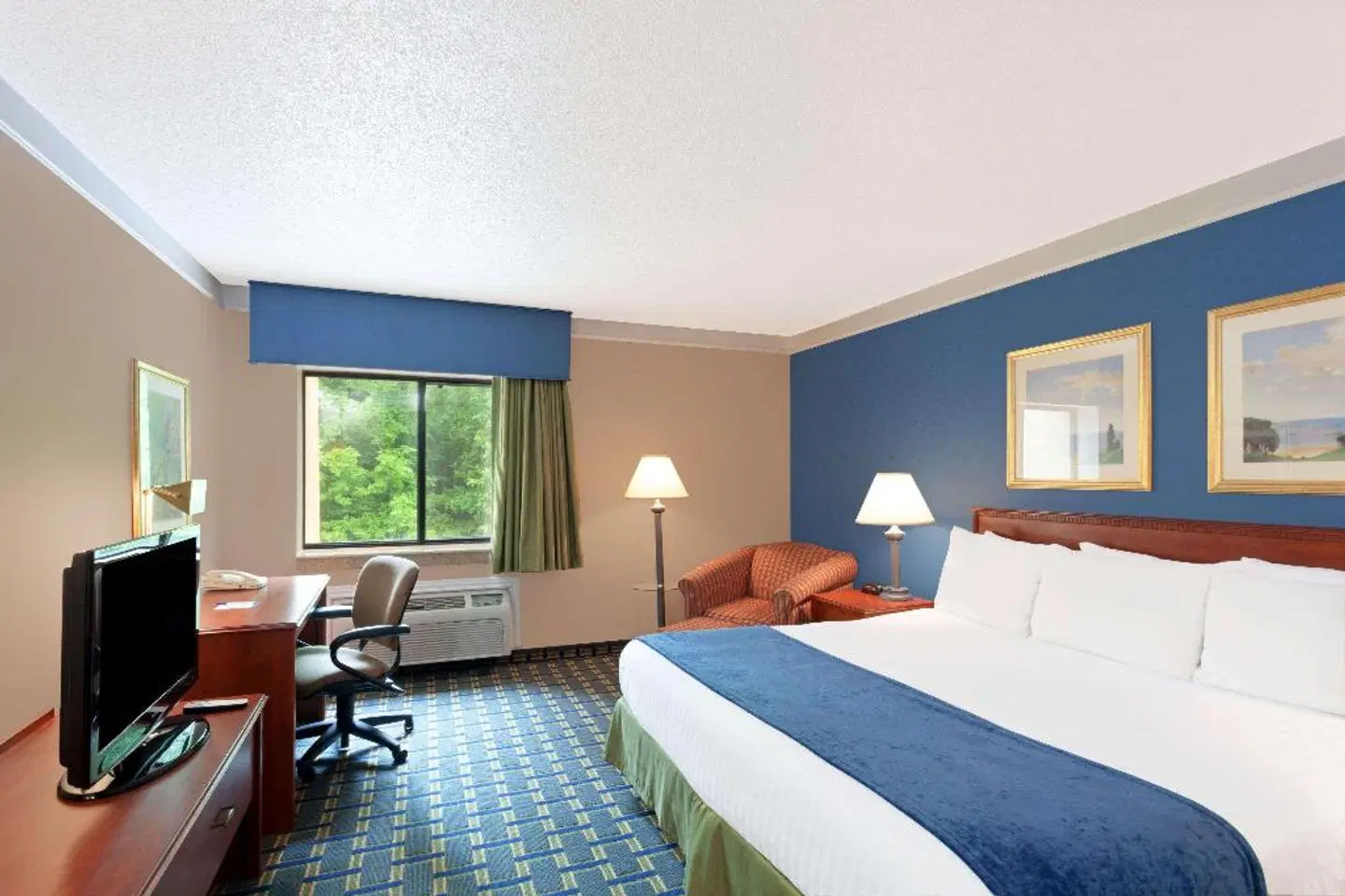 Baymont by Wyndham Memphis East ROOM_EXAMPLE