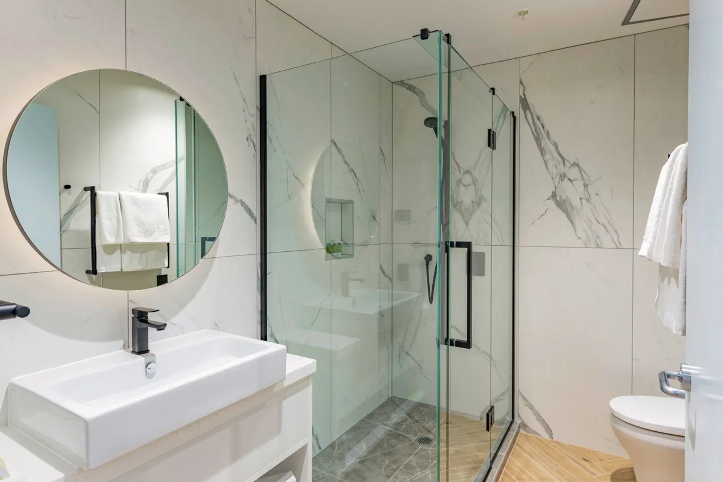 Legacy Airedale Hotel Auckland Badezimmer