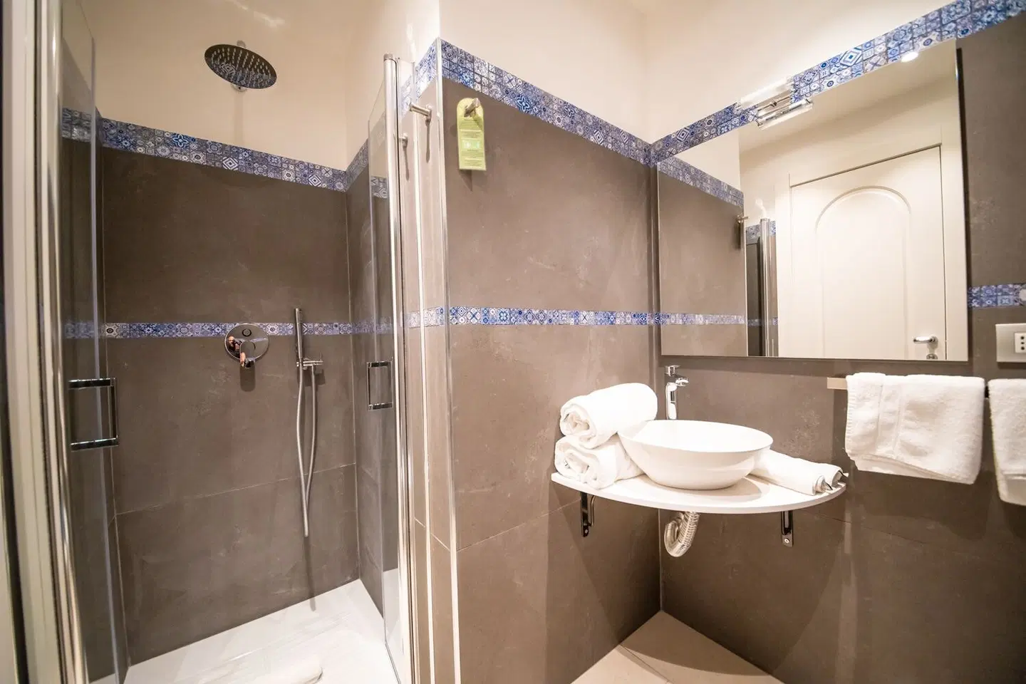 B&B Napoli Time Badezimmer