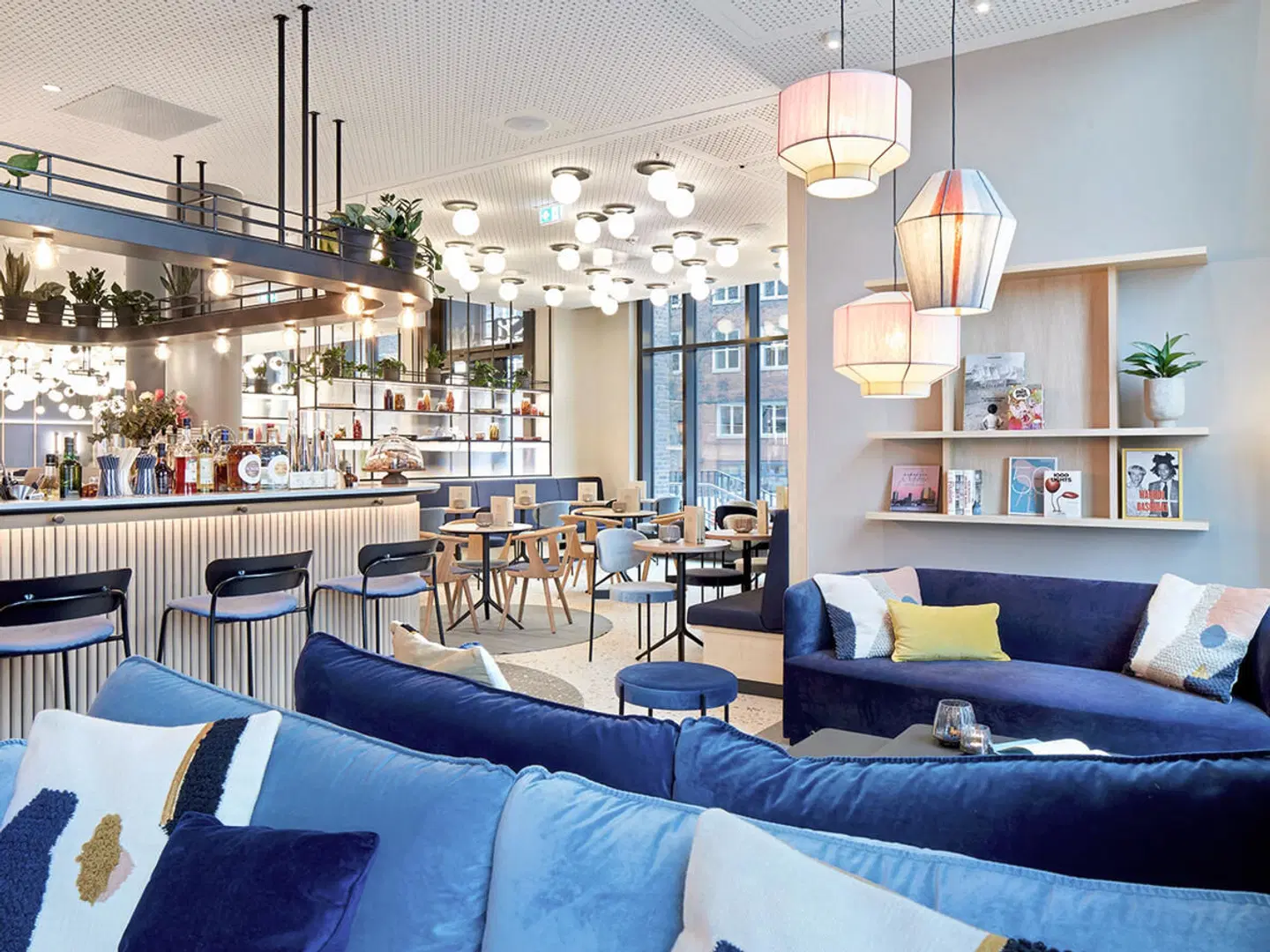 Novotel Hamburg Central Station Bar