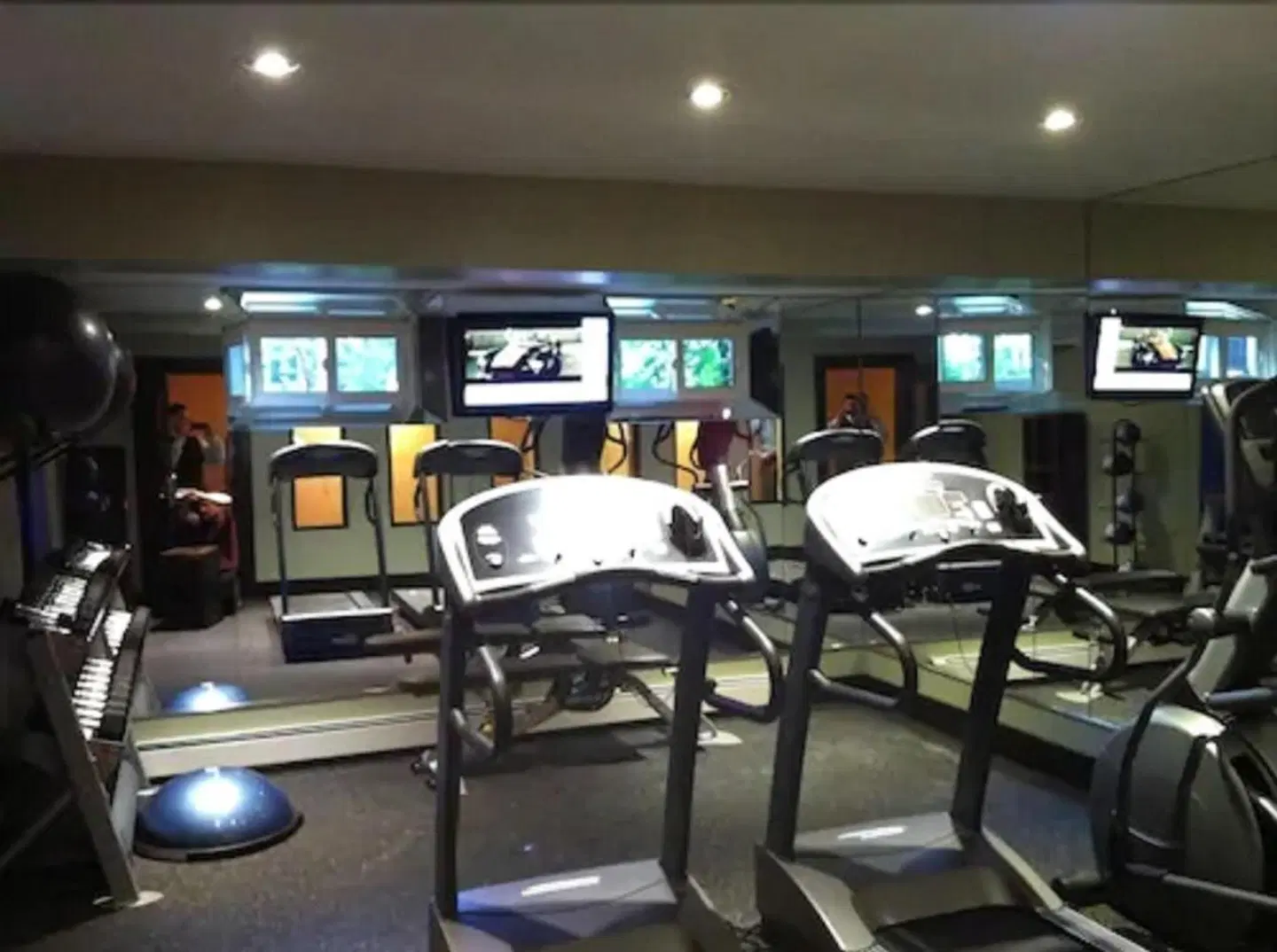 The Hotel on Pownal SPORTS_AND_LEISURE