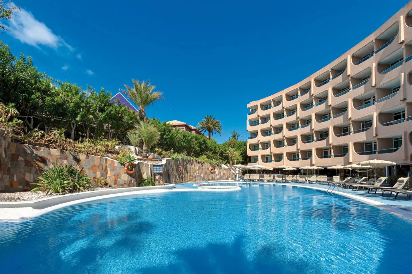 MUR Aparthotel Buenos Aires OUTDOOR_POOL