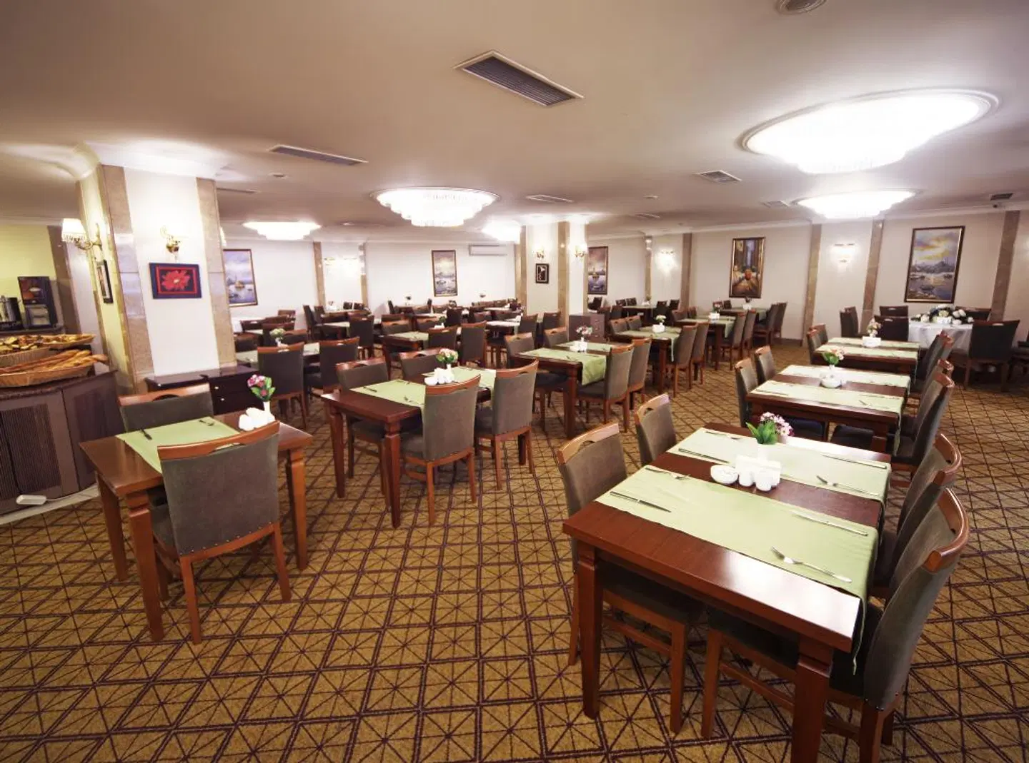 The Parma Hotel & Spa Downtown Restaurant