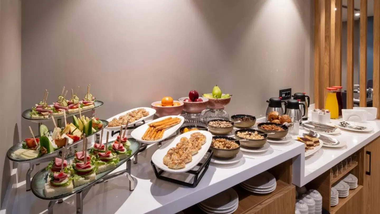 Hampton by Hilton Istanbul Sirkeci Restaurant