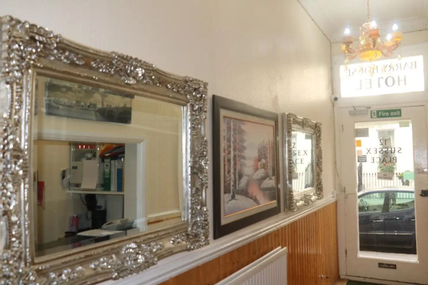 Barry House ROOM_EXAMPLE