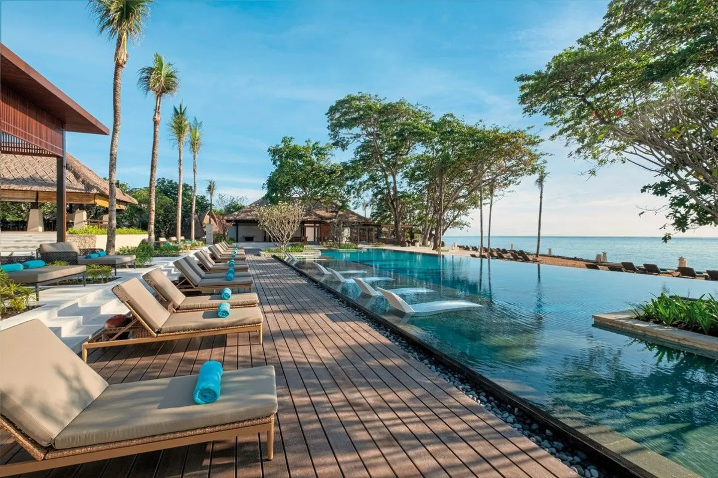 Novotel Bali Benoa OUTDOOR_POOL