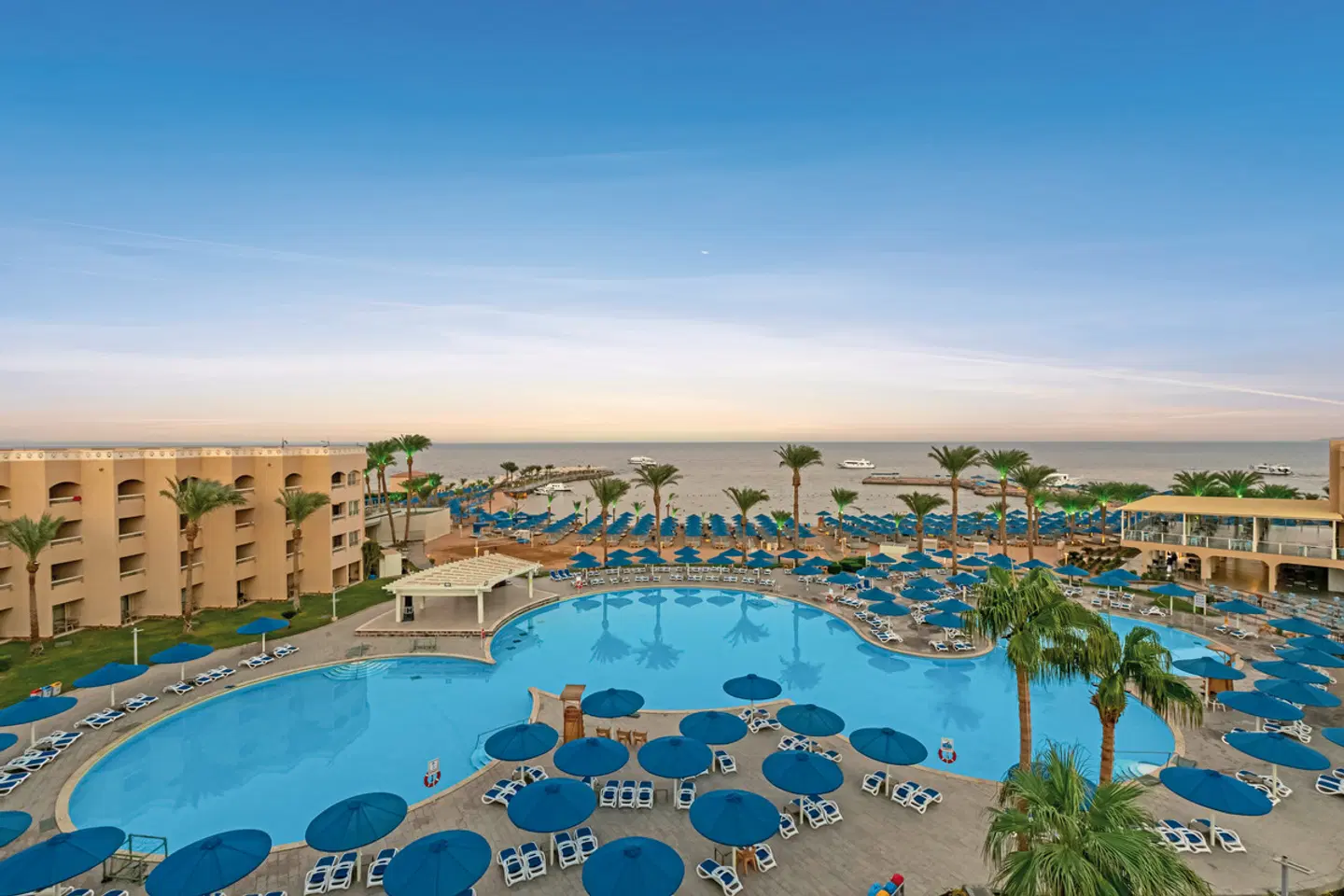 Beach Albatros Resort OUTDOOR_POOL