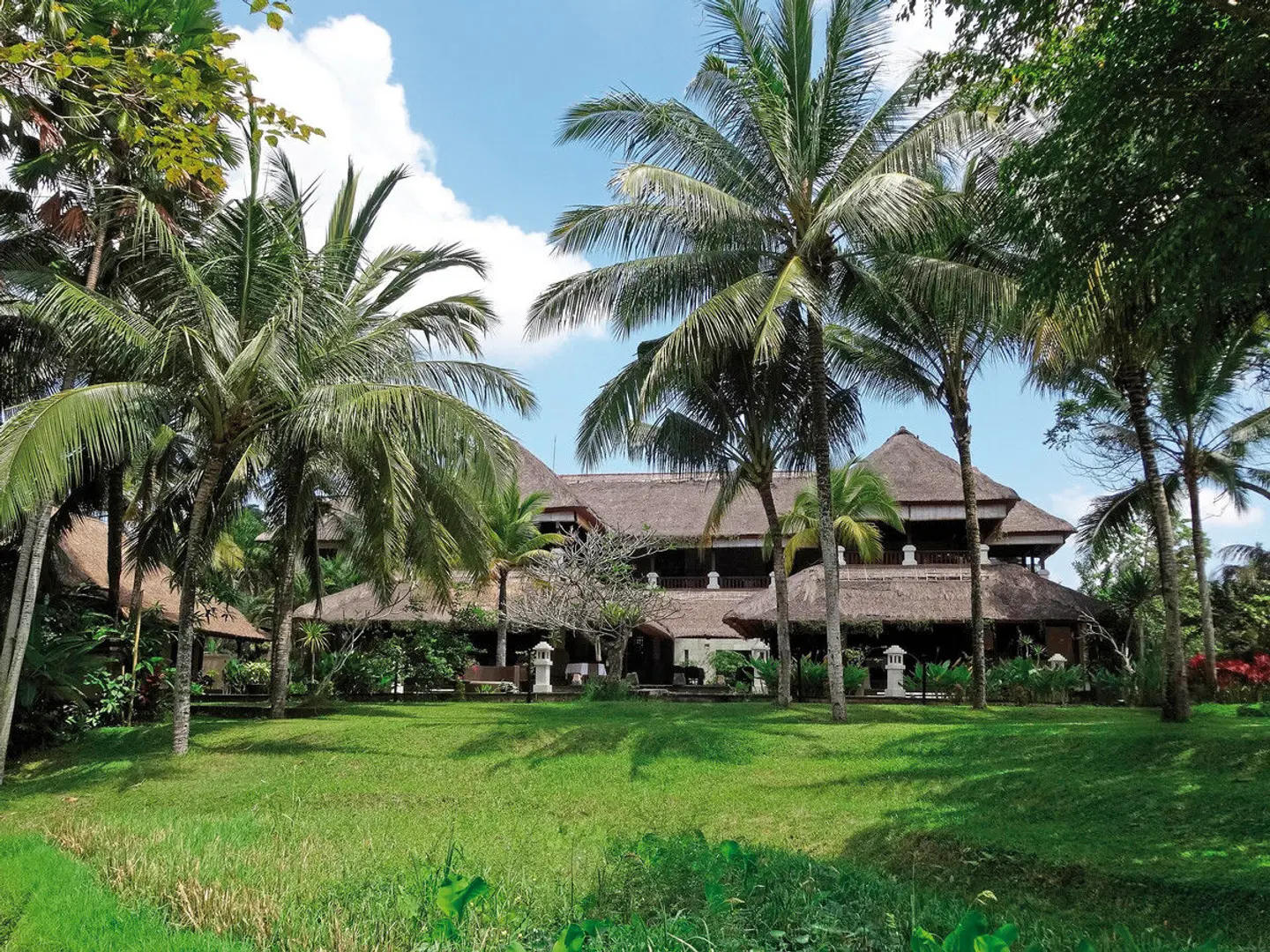 The Ubud Village Resort & Spa EXTERIOR