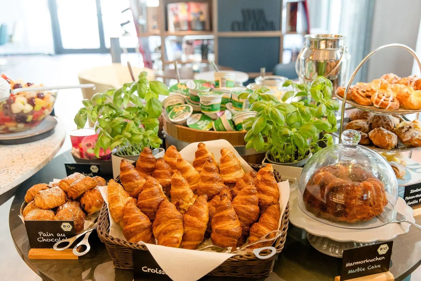 Motel One Mediapark Restaurant