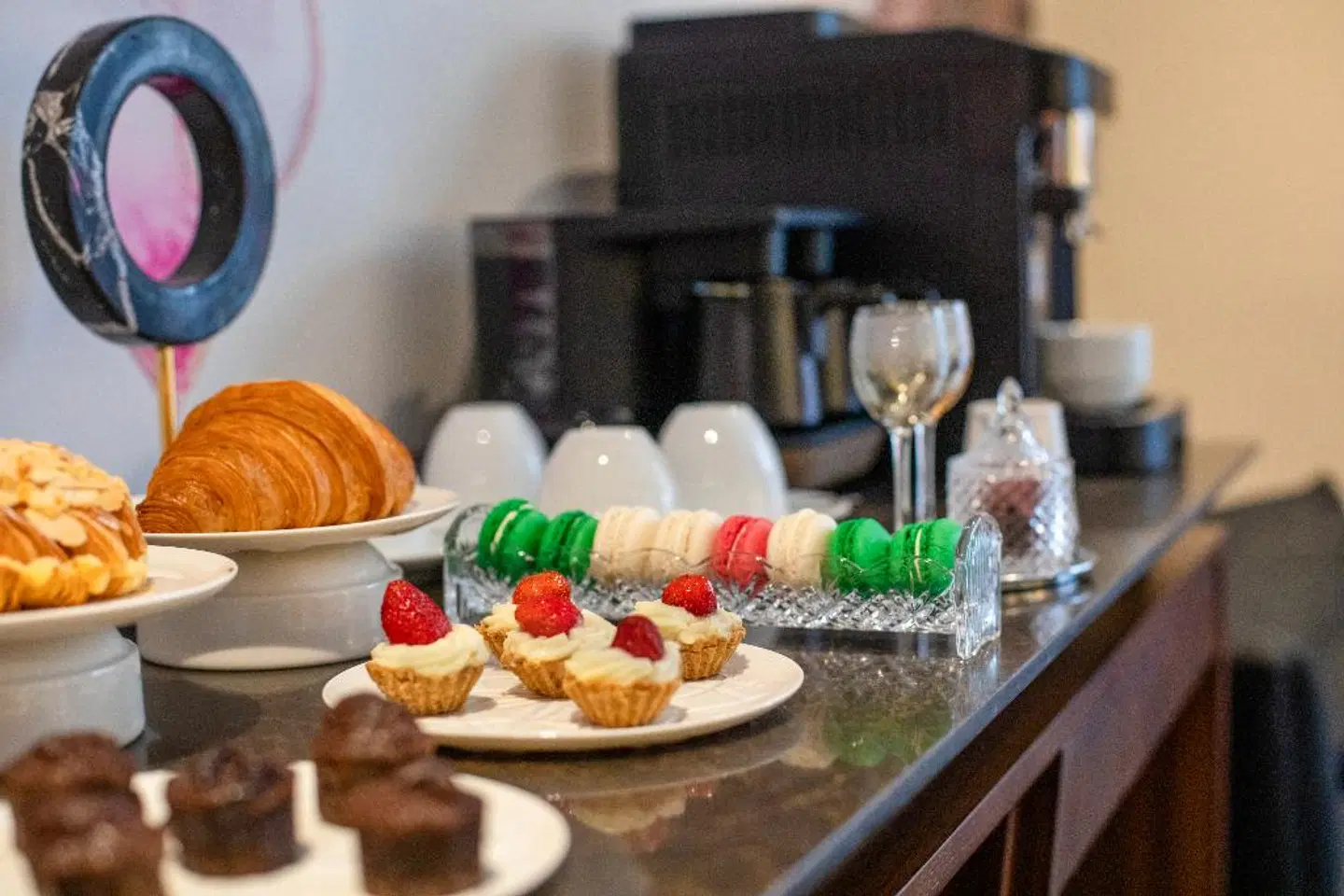 Ess Hotel Restaurant