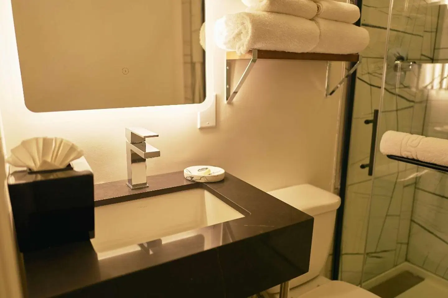 Hotel Julian Badezimmer