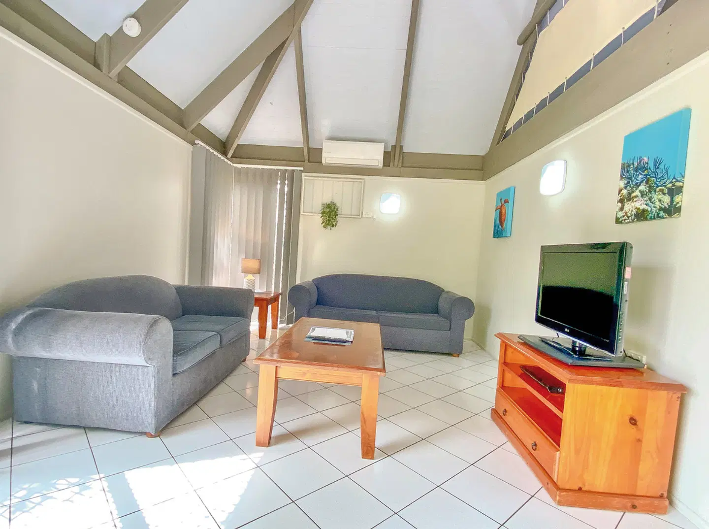 Kelly's Beach Resort LOUNGE_LOBBY