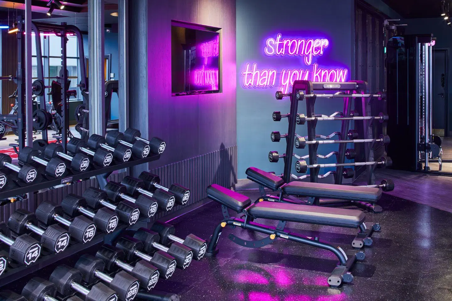 Leonardo Hotel Glasgow Bar