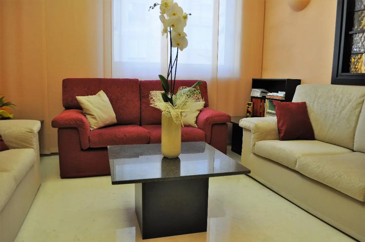 Garibaldi ROOM_EXAMPLE