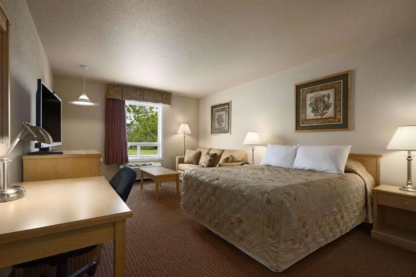 Super 8 by Wyndham Dawson Creek ROOM_EXAMPLE