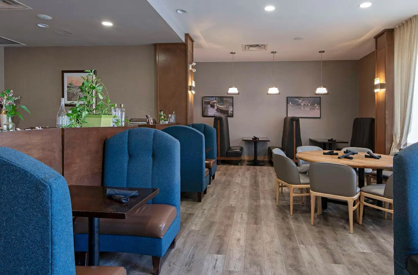 DoubleTree by Hilton Kamloops LOUNGE_LOBBY