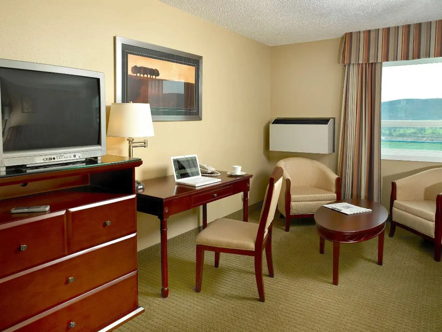 Coast Fraser Inn ROOM_EXAMPLE