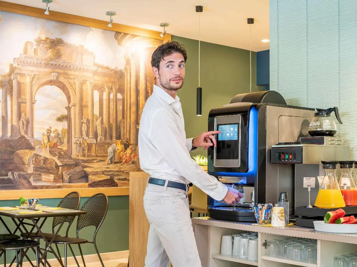 Aparthotel Adagio Rome Vatican PEOPLE