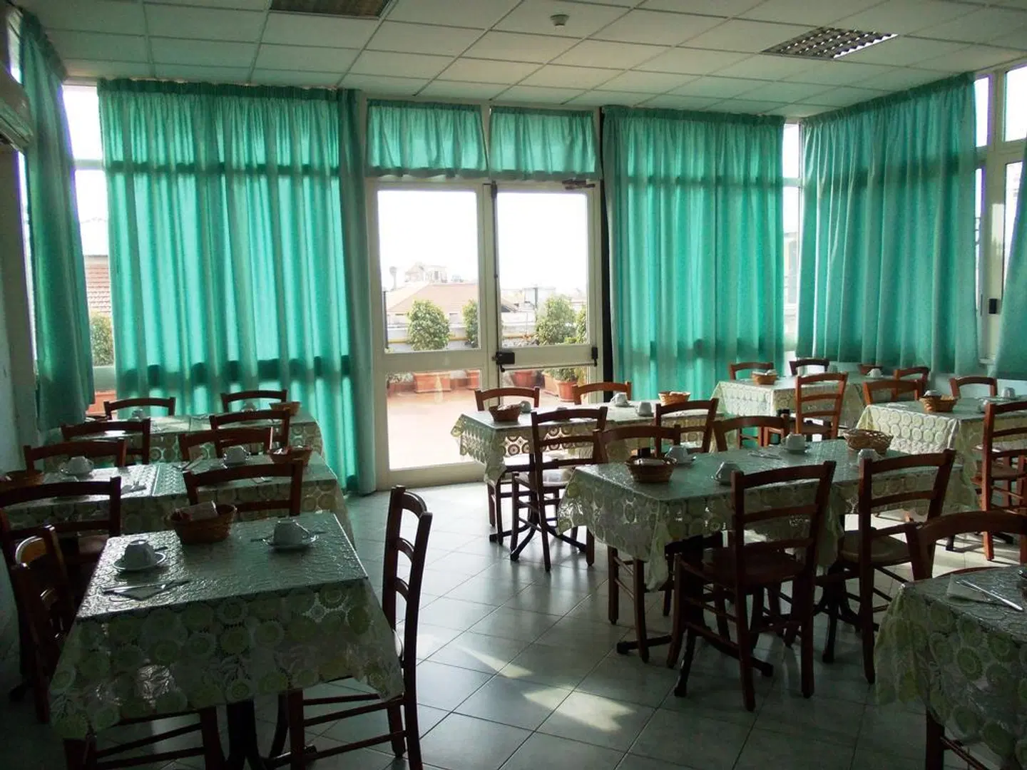 Garden Napoli Restaurant