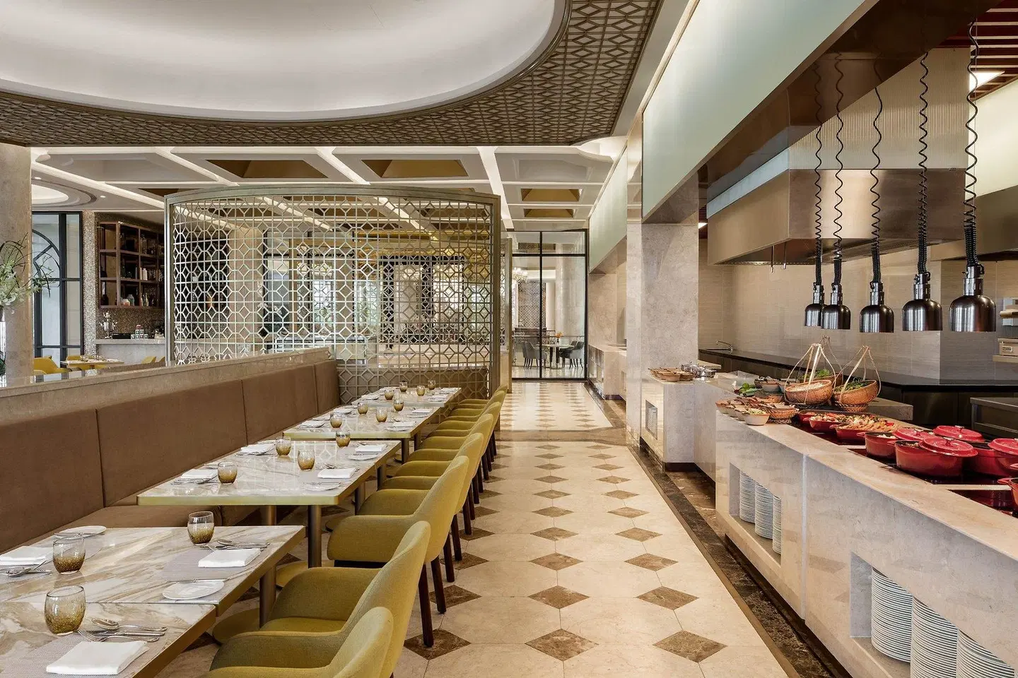 Sheraton Grand Danang Resort Bar