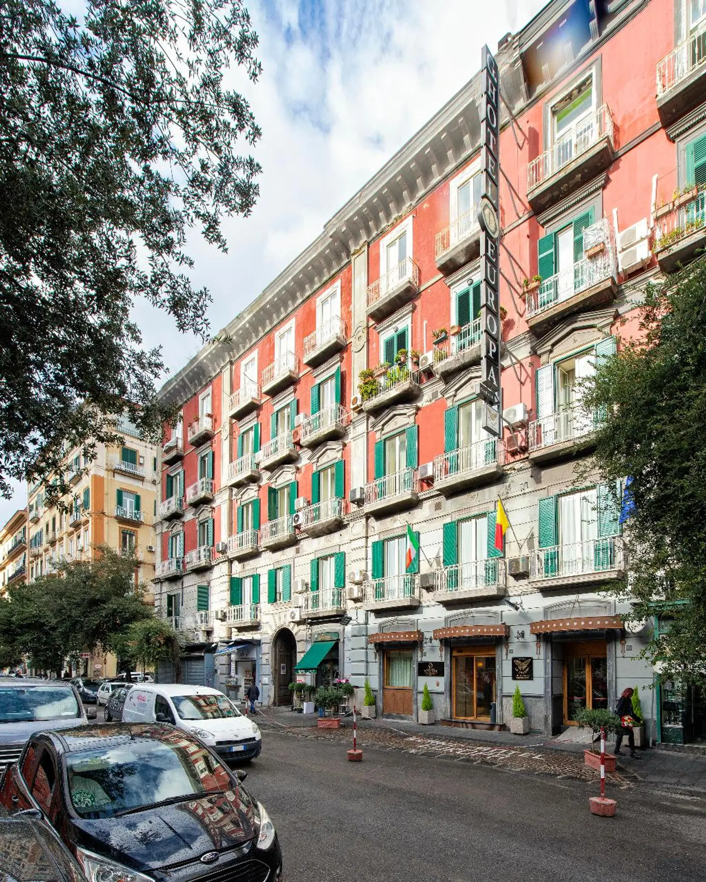 Europa Grand Hotel EXTERIOR